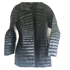 Arc’teryx down jacket